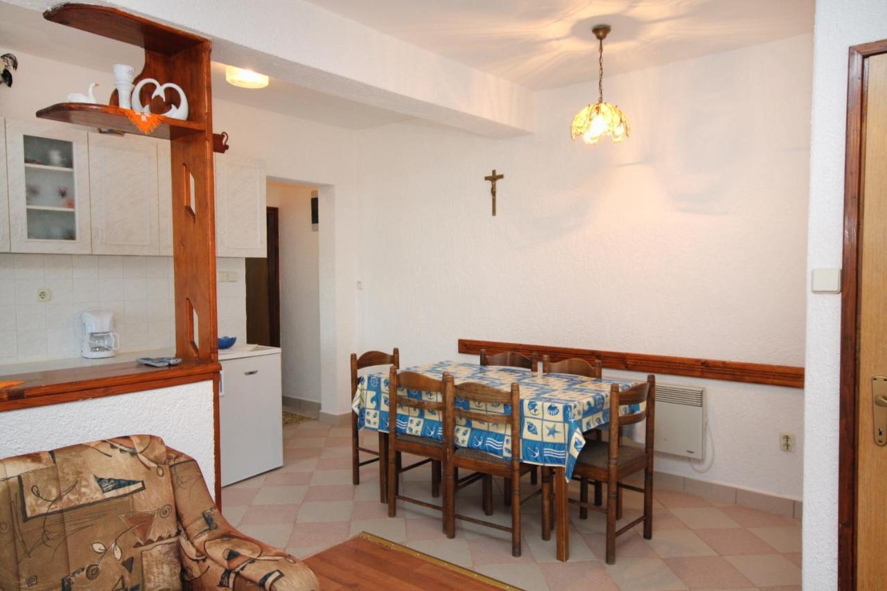 Apartments With A Parking Space Kampor, Rab - 5029 Ngoại thất bức ảnh