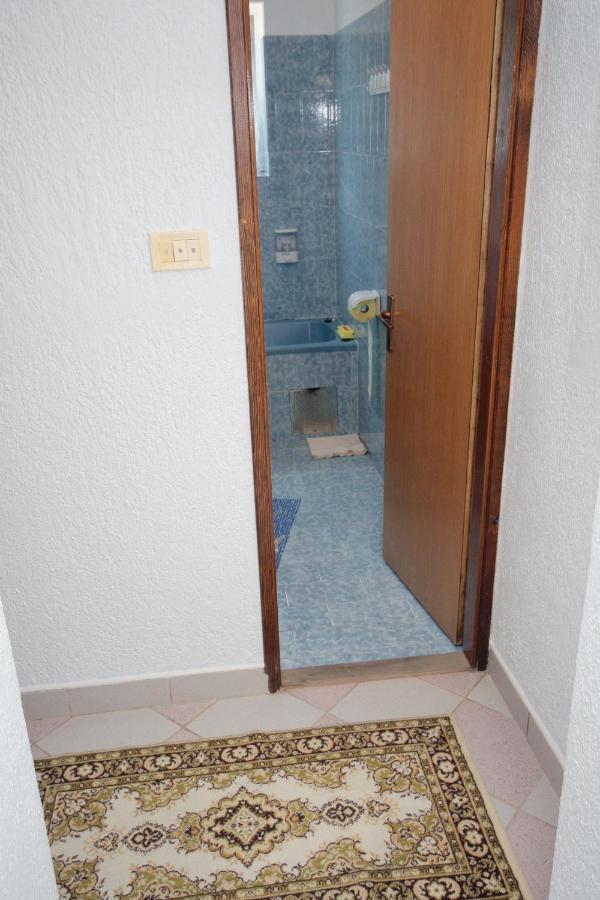 Apartments With A Parking Space Kampor, Rab - 5029 Ngoại thất bức ảnh