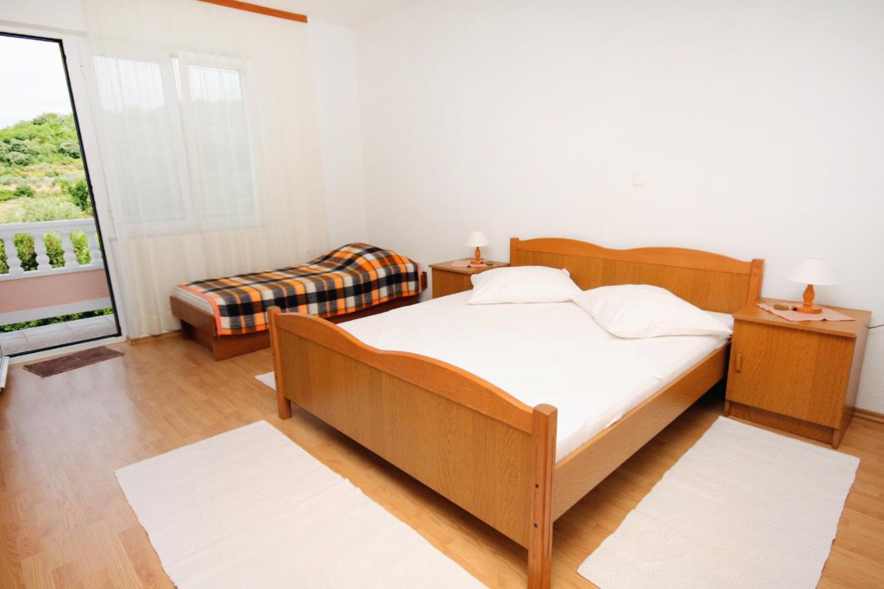 Apartments With A Parking Space Kampor, Rab - 5029 Ngoại thất bức ảnh