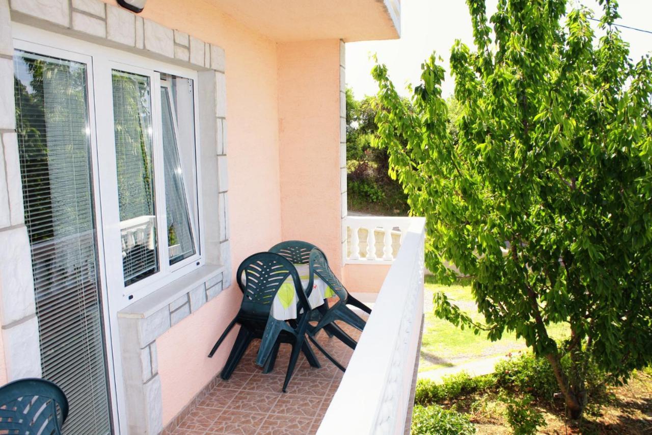 Apartments With A Parking Space Kampor, Rab - 5029 Ngoại thất bức ảnh