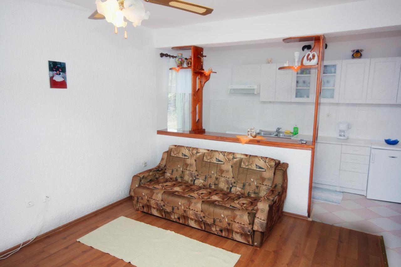 Apartments With A Parking Space Kampor, Rab - 5029 Ngoại thất bức ảnh