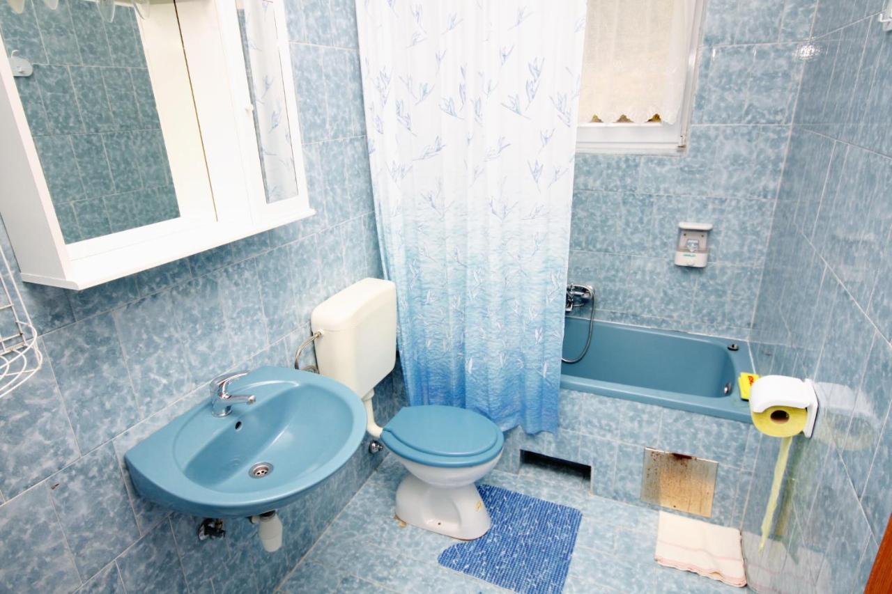 Apartments With A Parking Space Kampor, Rab - 5029 Ngoại thất bức ảnh