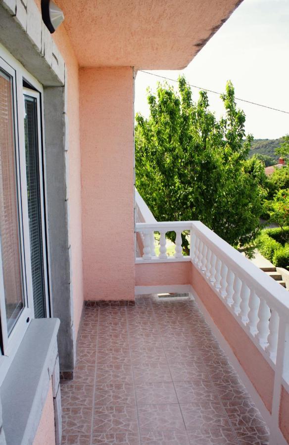 Apartments With A Parking Space Kampor, Rab - 5029 Ngoại thất bức ảnh